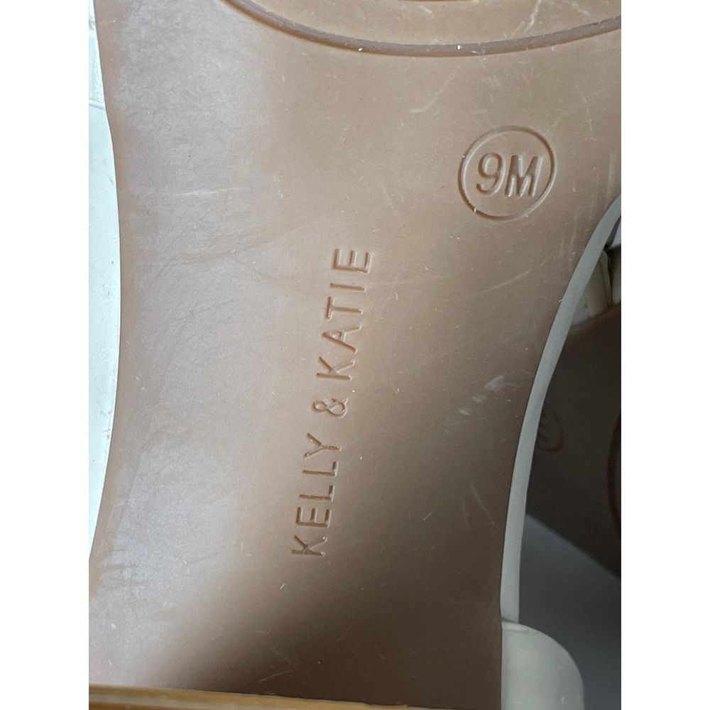 Kelly & Katie Womens Off White T-Strap Block Heel Sandals Square Toe Size 9M - Picture 6 of 6